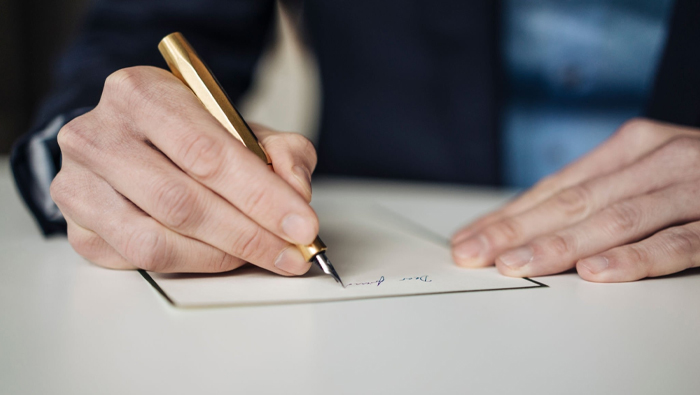 قیمت‌گذاری غیرمتعارف در مناقصات